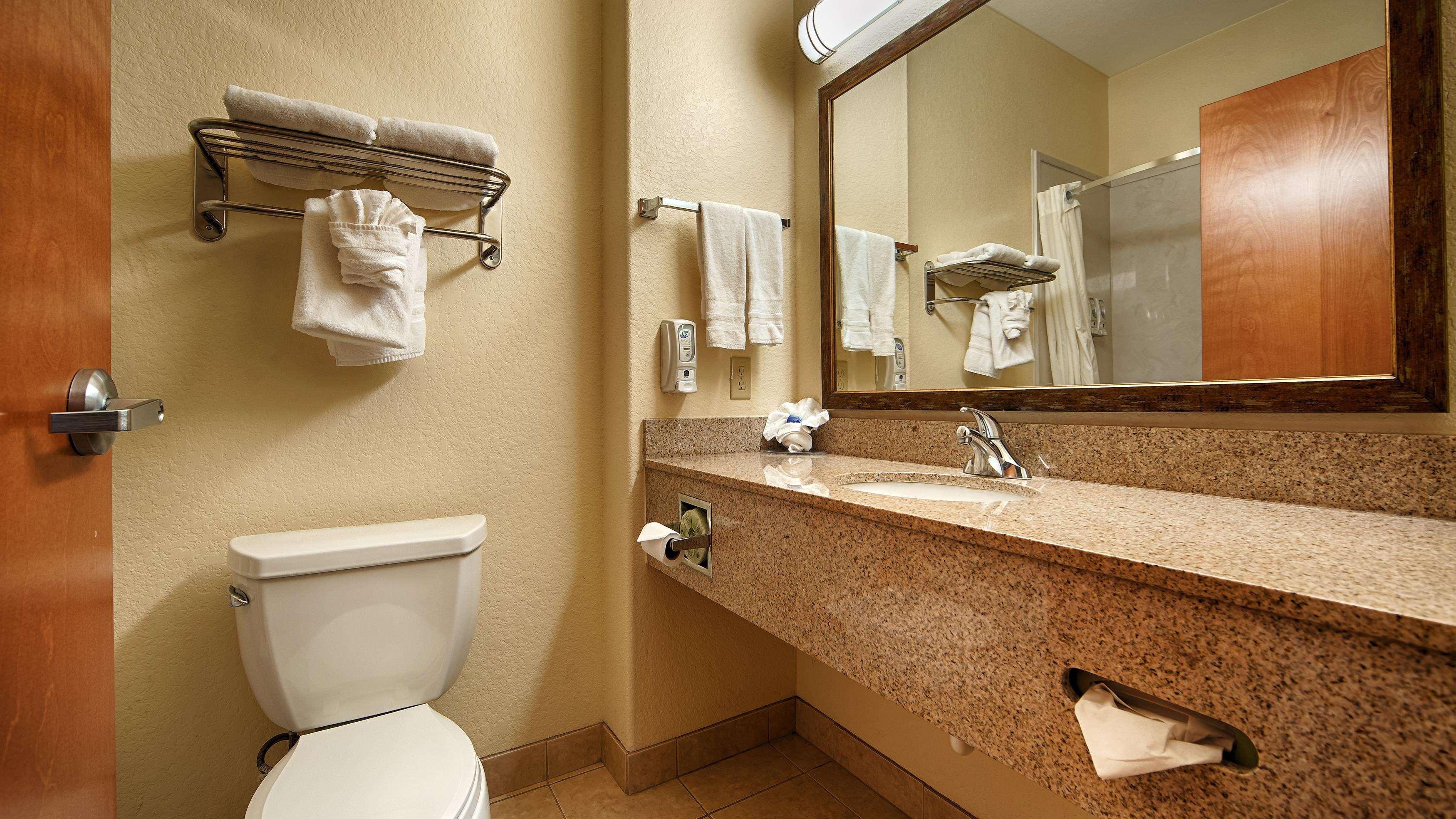Best Western Plus East &